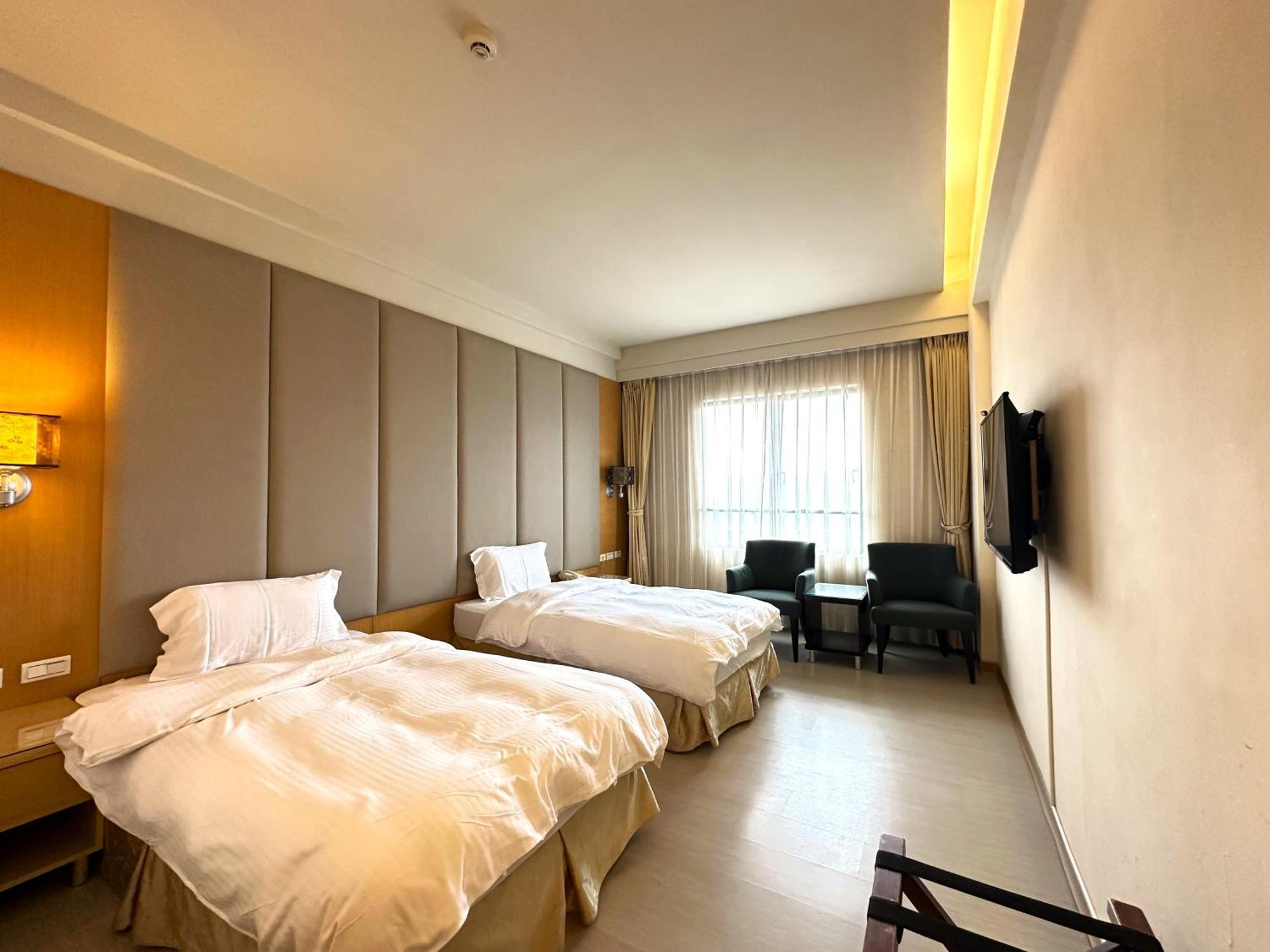 Chientan Youth Hotel Тайбэй Экстерьер фото